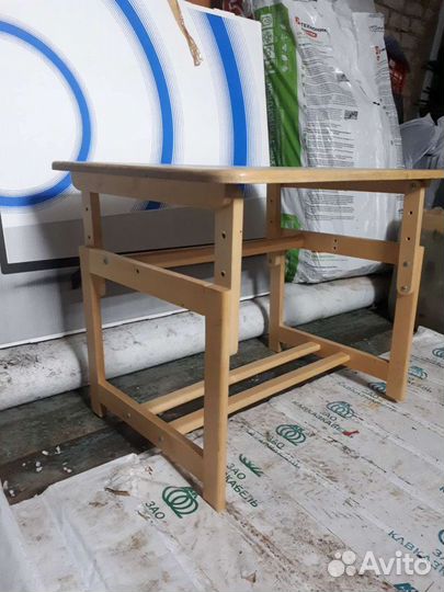 Детский стол и стул