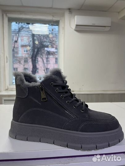 Зимняя обувь женская 40 размера