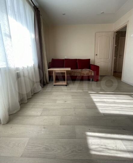 1-к. квартира, 35 м², 3/6 эт.