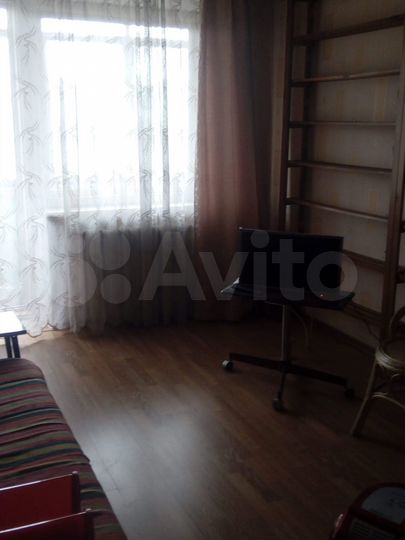 2-к. квартира, 42 м², 3/5 эт.