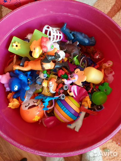 Игрушки мелкие