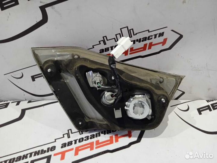 Фальшпанель toyota daihatsu altis camry ACV51 ASV5