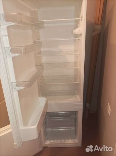 Встроенный холодильник бу