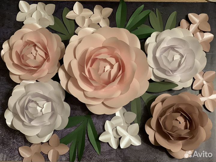 Цветы из дизайнерской бумаги, декор