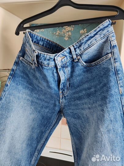 Джинсы широкие