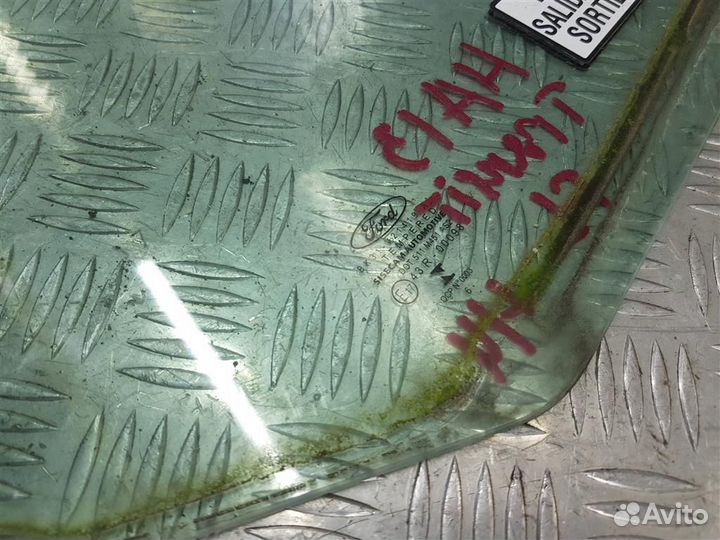 Форточка передняя левая форд Transit 14