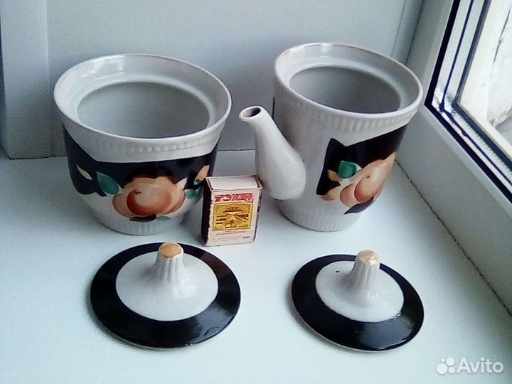 Чайники и сахарница набор