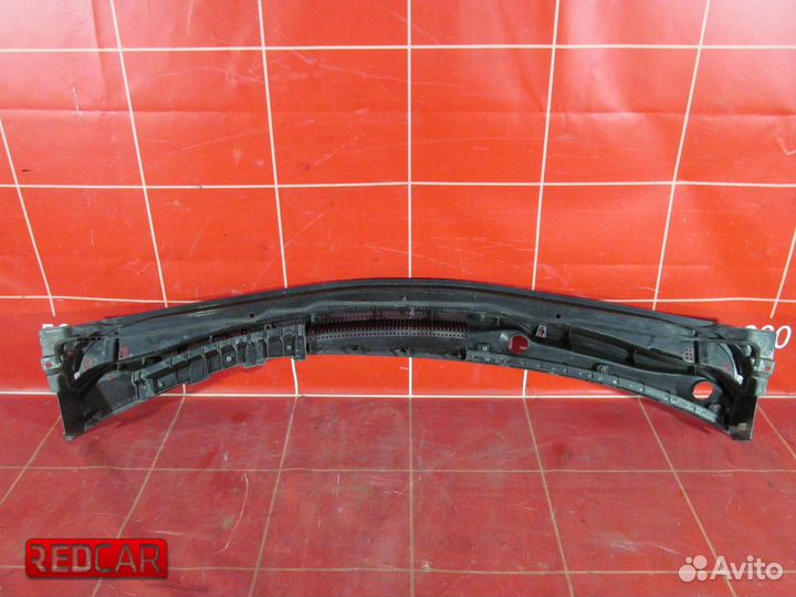 Панель стекла ветрового жабо Hyundai Solaris 2014