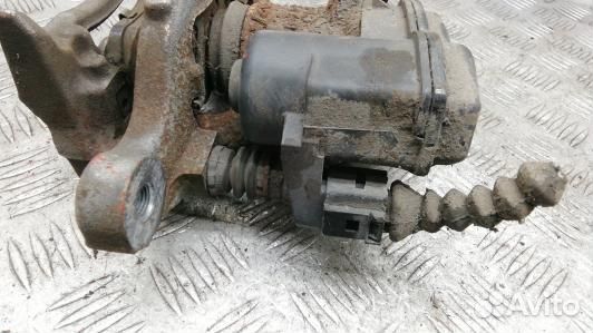 Суппорт тормозной задний левый nissan qashqai J11