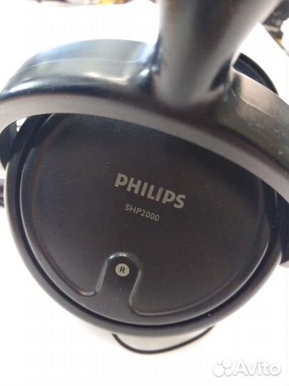 Наушники Philips SHP2000