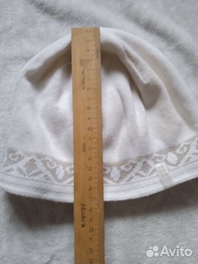 Женские шапки, береты, пакетом