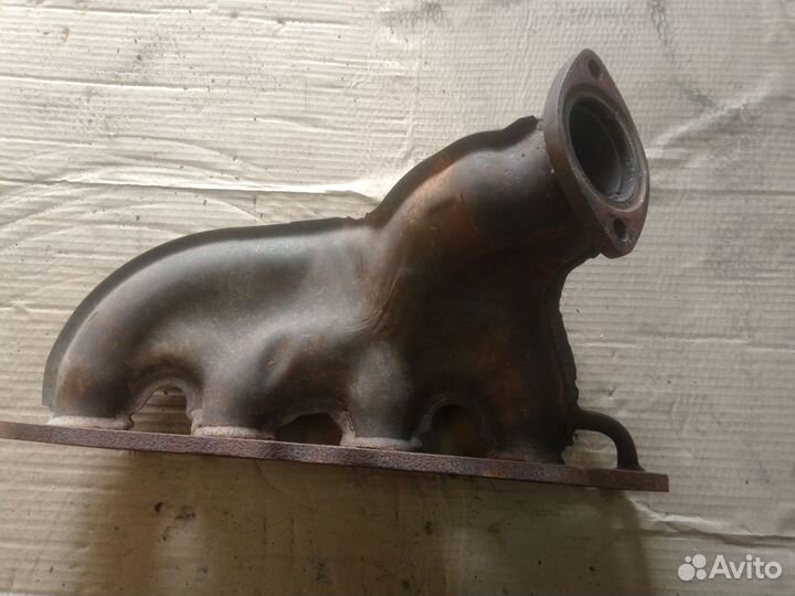 Выпускной коллектор для двигателя Suzuki M16A