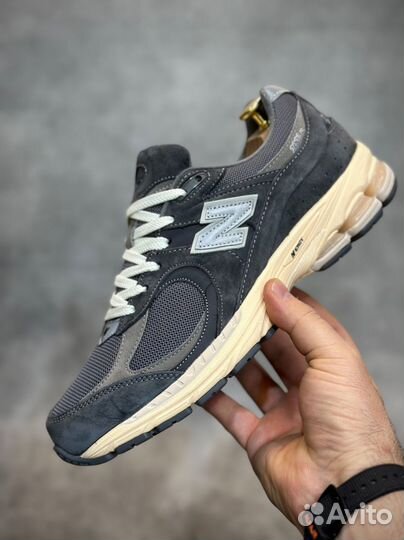 Стильные New Balance 2002R обувь