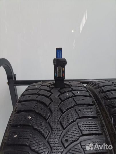 Bridgestone Blizzak Spike-01 205/55 R16