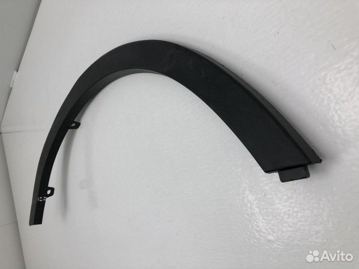Накладка заднего крыла правого Geely Atlas