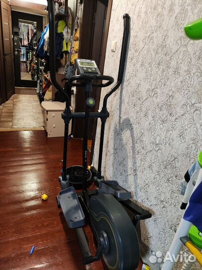 Эллиптический тренажер torneo c310g