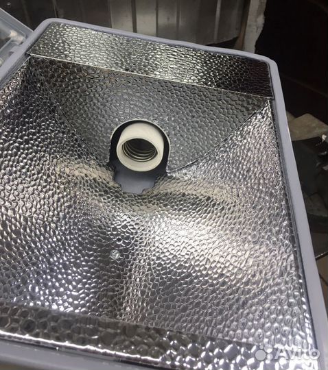 Прожектор жо-04-250