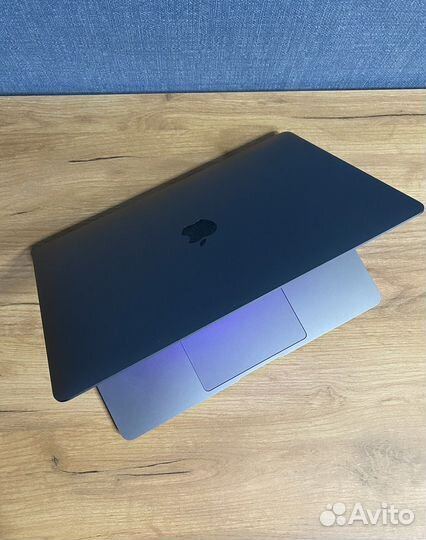 Apple MacBook air 13 m1 2020 8gb 256 gb (Идеал)