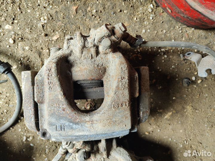 Peugeot 508 суппорт передний