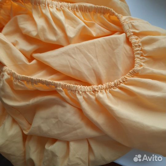 Простынь на резинке в детскую кровать