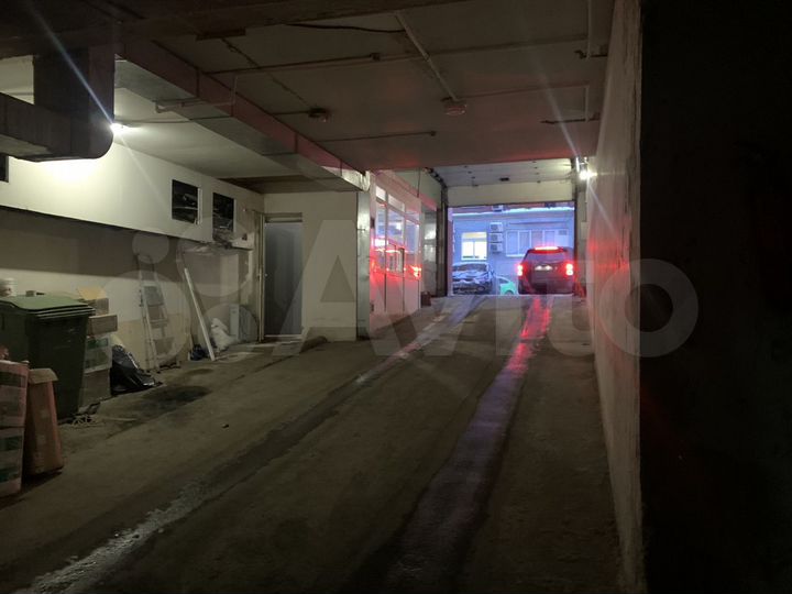 Машиноместо, 18 м²