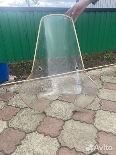 Ветровое стекло