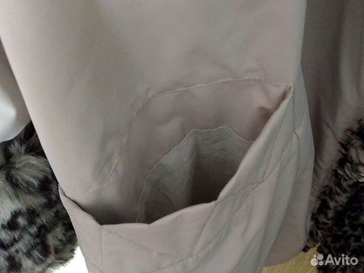 Утеплённый плащ пальто женский,с мехом внутри