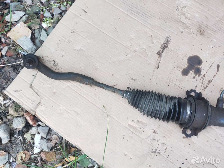 Рулевая рейка на Toyota Yaris