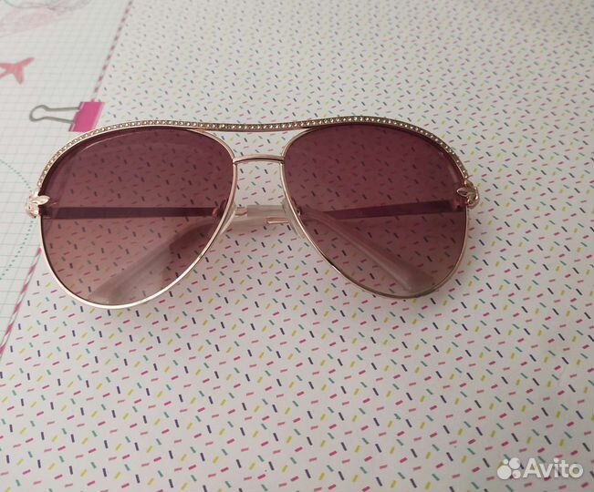 Очки солнцезащитные