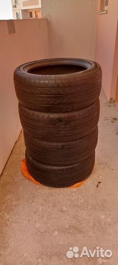 Bridgestone MY-02 Sporty Style 215/50 R17