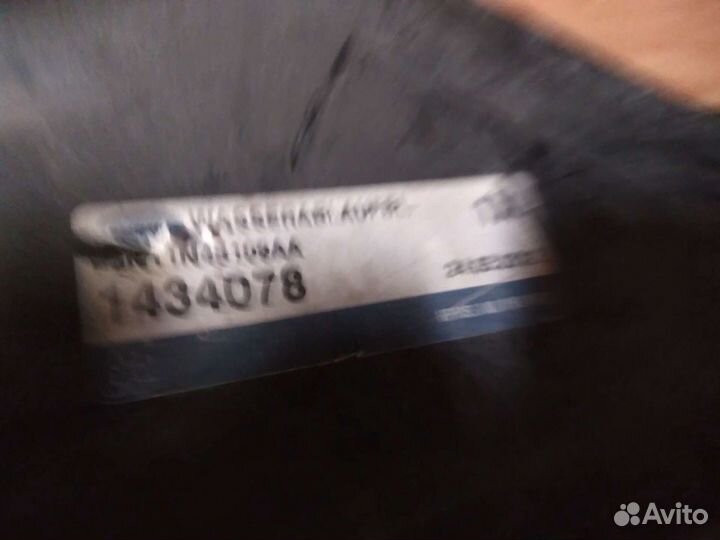 Панель фонаря левая Ford Fusion