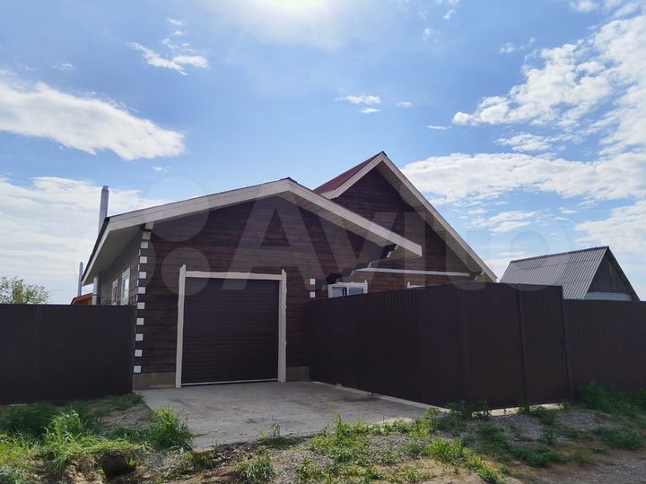 Дом 159 м² на участке 7,5 сот.