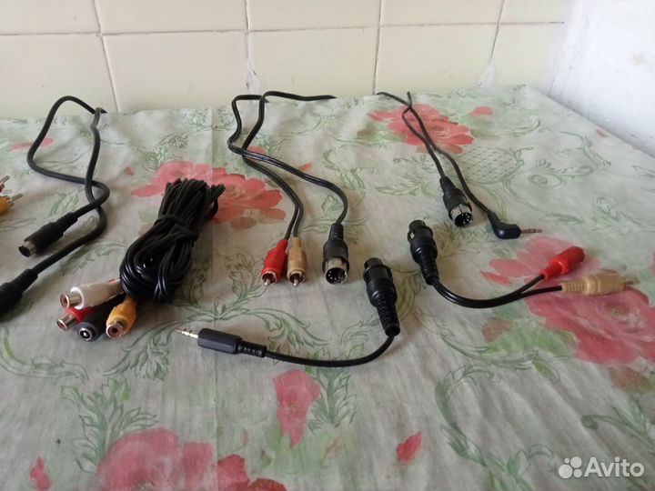 Аудио и видео шнуры, штекеры