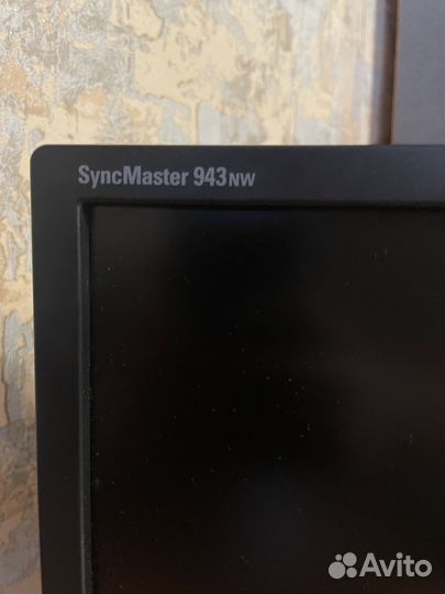 Монитор Samsung