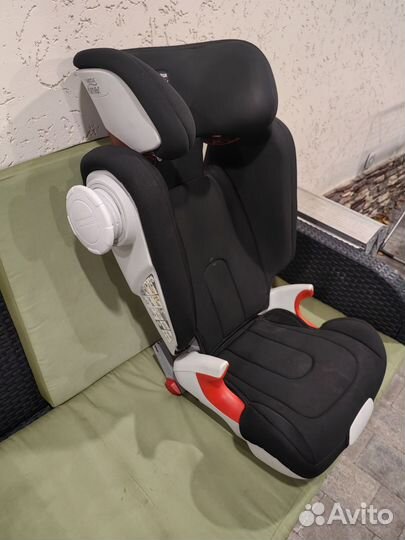 Детское автокресло