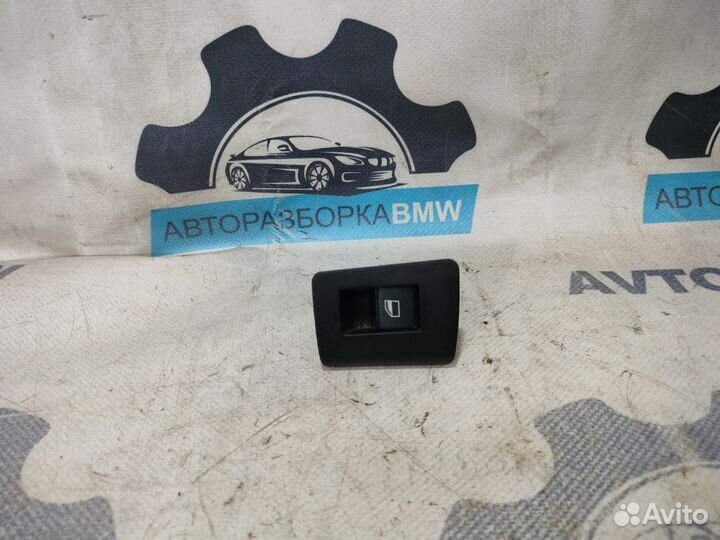 Кнопка стеклоподъемника задняя правая BMW X5 E53 L