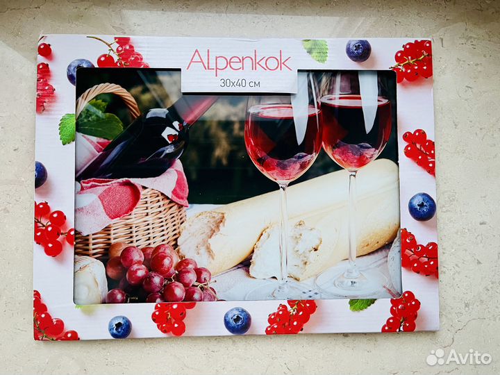 Доска разделочная стеклянная 3040см. Новая