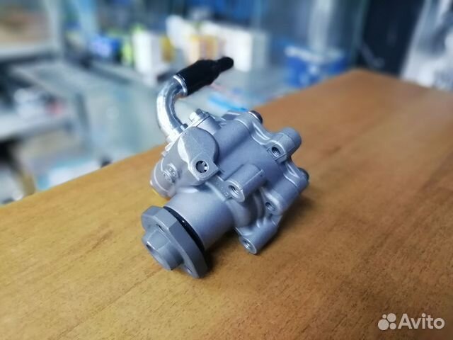 Насос гура Skoda Octavia тур Volkswagen Golf 4 VW