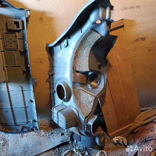 Обшивка багажника honda CR-V rd1