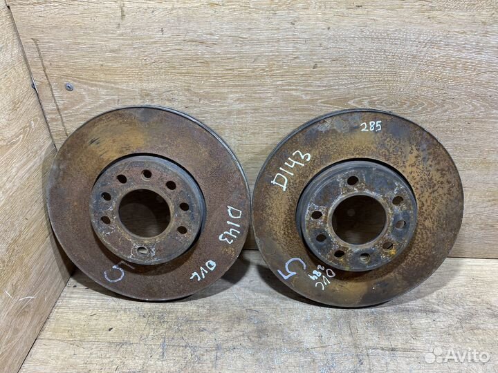 Комплект передних дисков Opel Vectra C D143