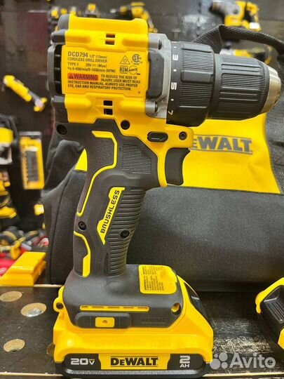 Набор инструмента dewalt atomic DCK208 D2 USA