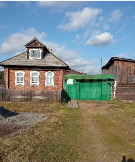 Дом 63 м² на участке 15 сот.