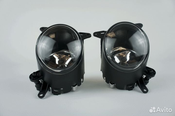 Противотуманная фара птф Mitsubishi Lancer X