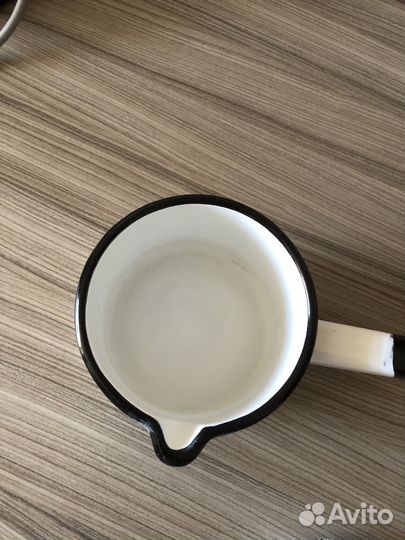 Ковш или чайник эмалированный