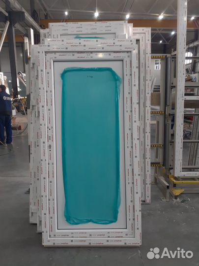 Пластиковые двери готовые