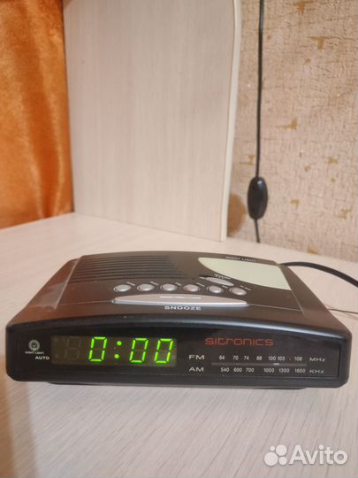 Часы-радио sitronics SCR3005
