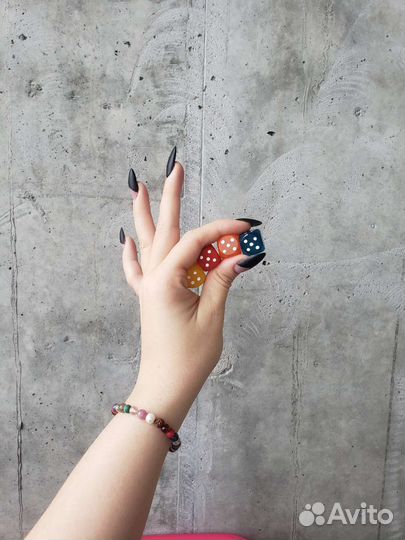 Кубики игральные из эпоксидной смолы