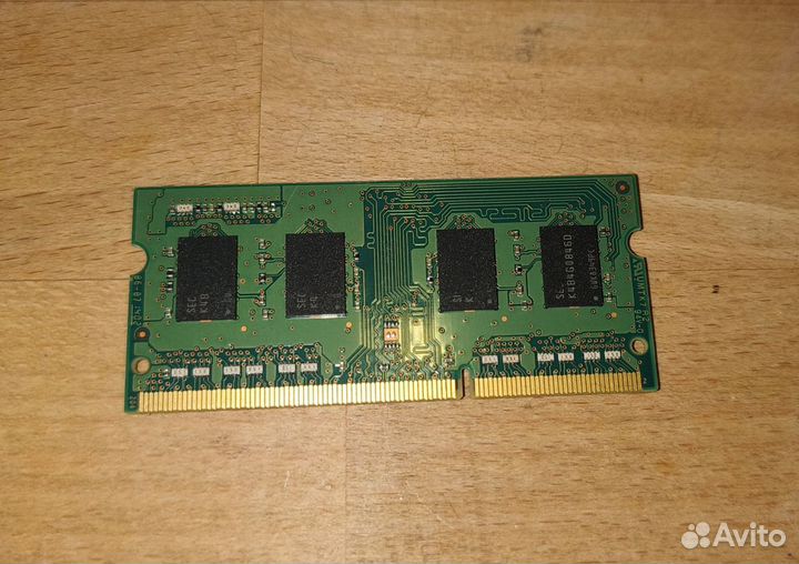 Оперативная память ddr3L 4 gb