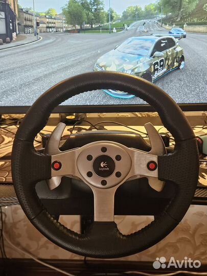 Игровой руль Logitech G25