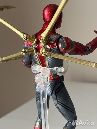 Avengers War of Infinity Iron Spider Figure